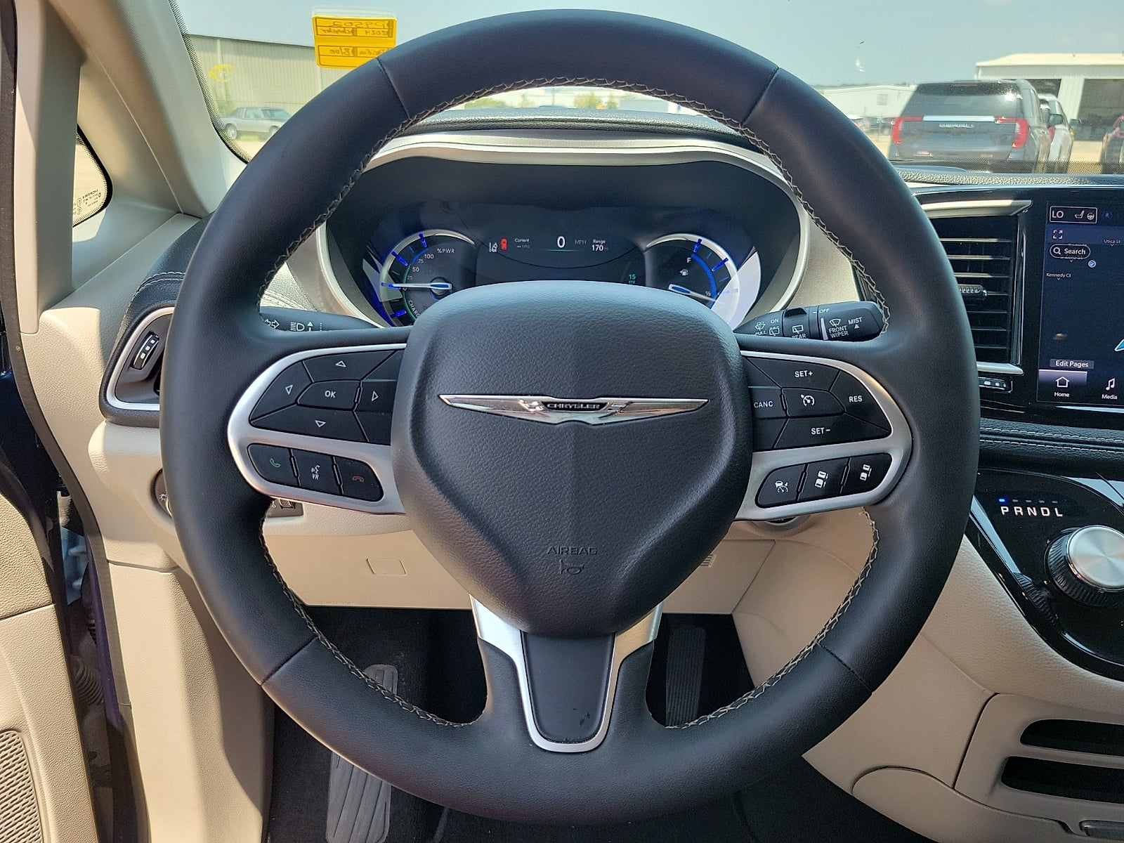 2024 Chrysler Pacifica Hybrid Select