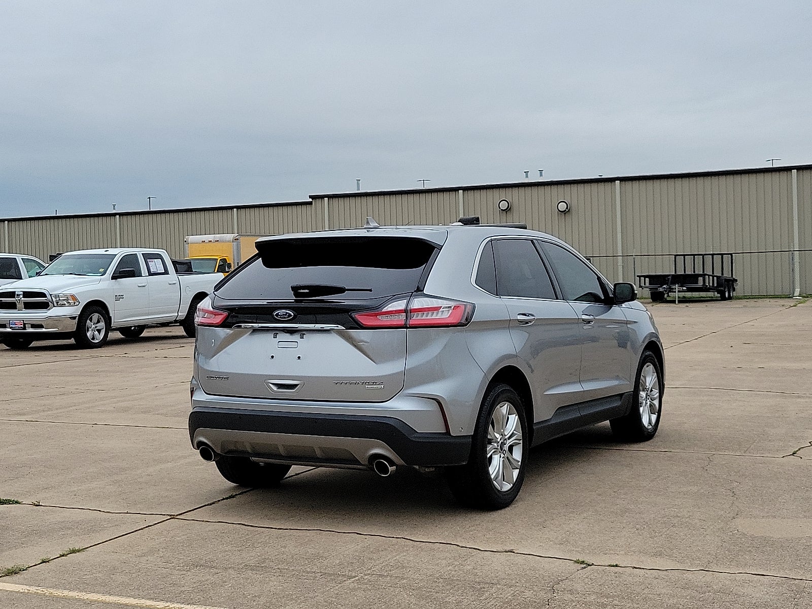 2020 Ford Edge Titanium