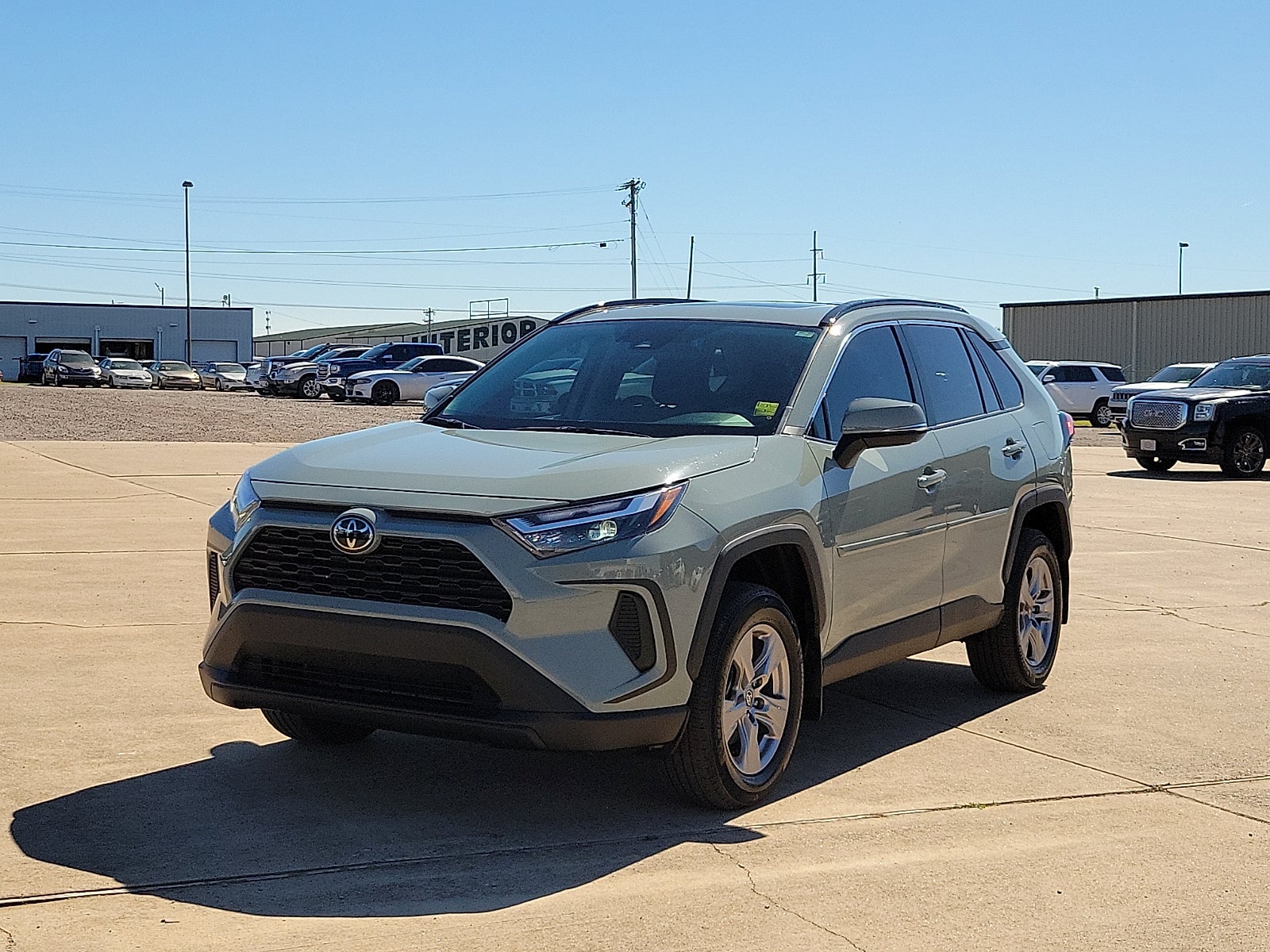 2023 Toyota RAV4 XLE