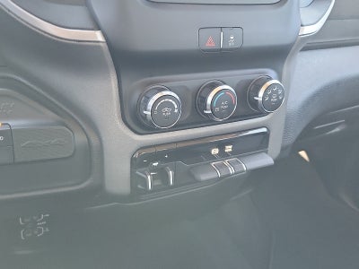 2020 RAM 3500 Big Horn Crew Cab 4x4 6'4" Box