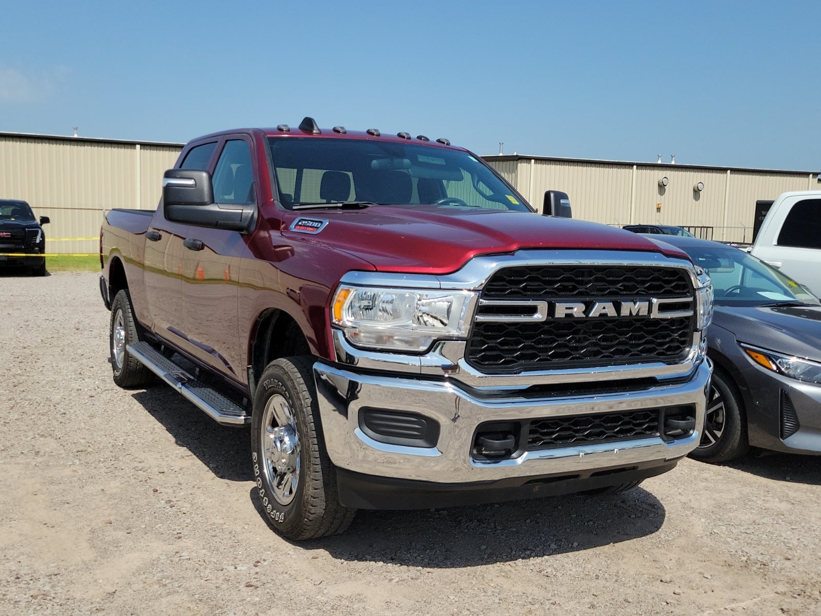 2024 RAM 2500 Tradesman Crew Cab 4x4 6'4" Box