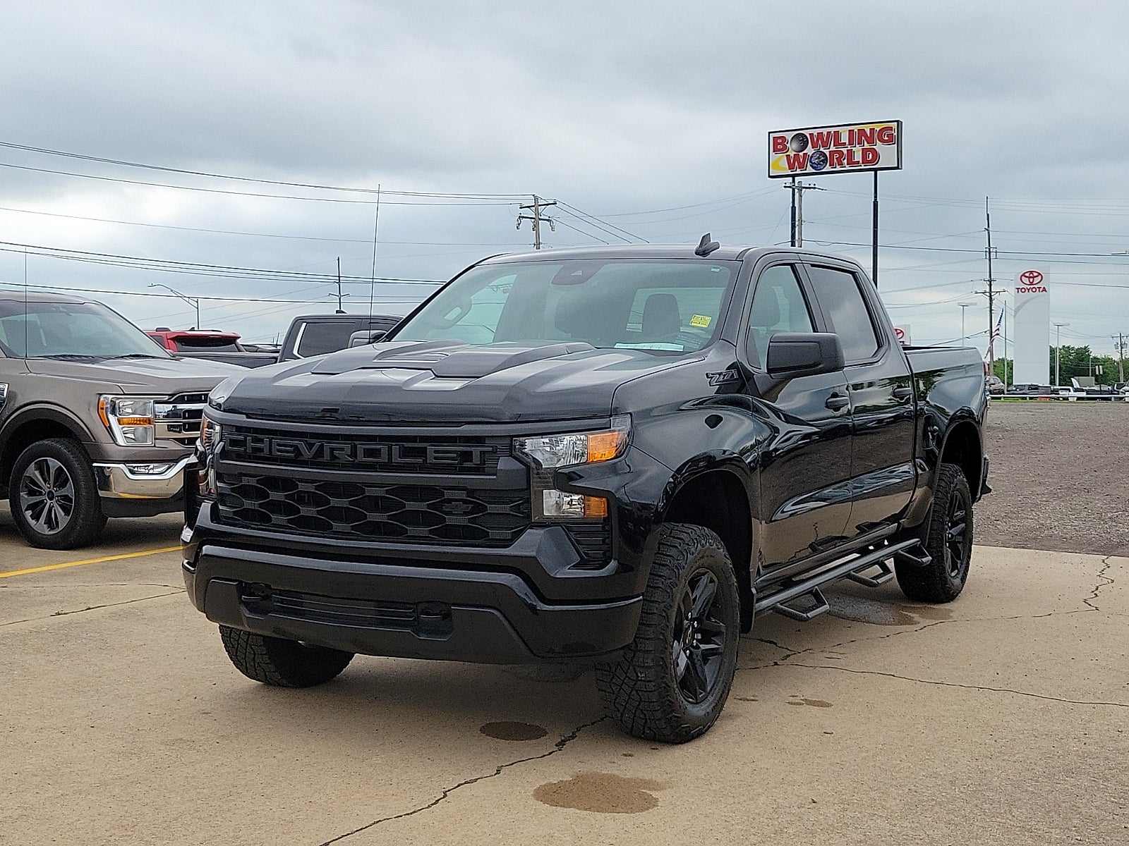 2025 Chevrolet Silverado 1500 Custom Trail Boss