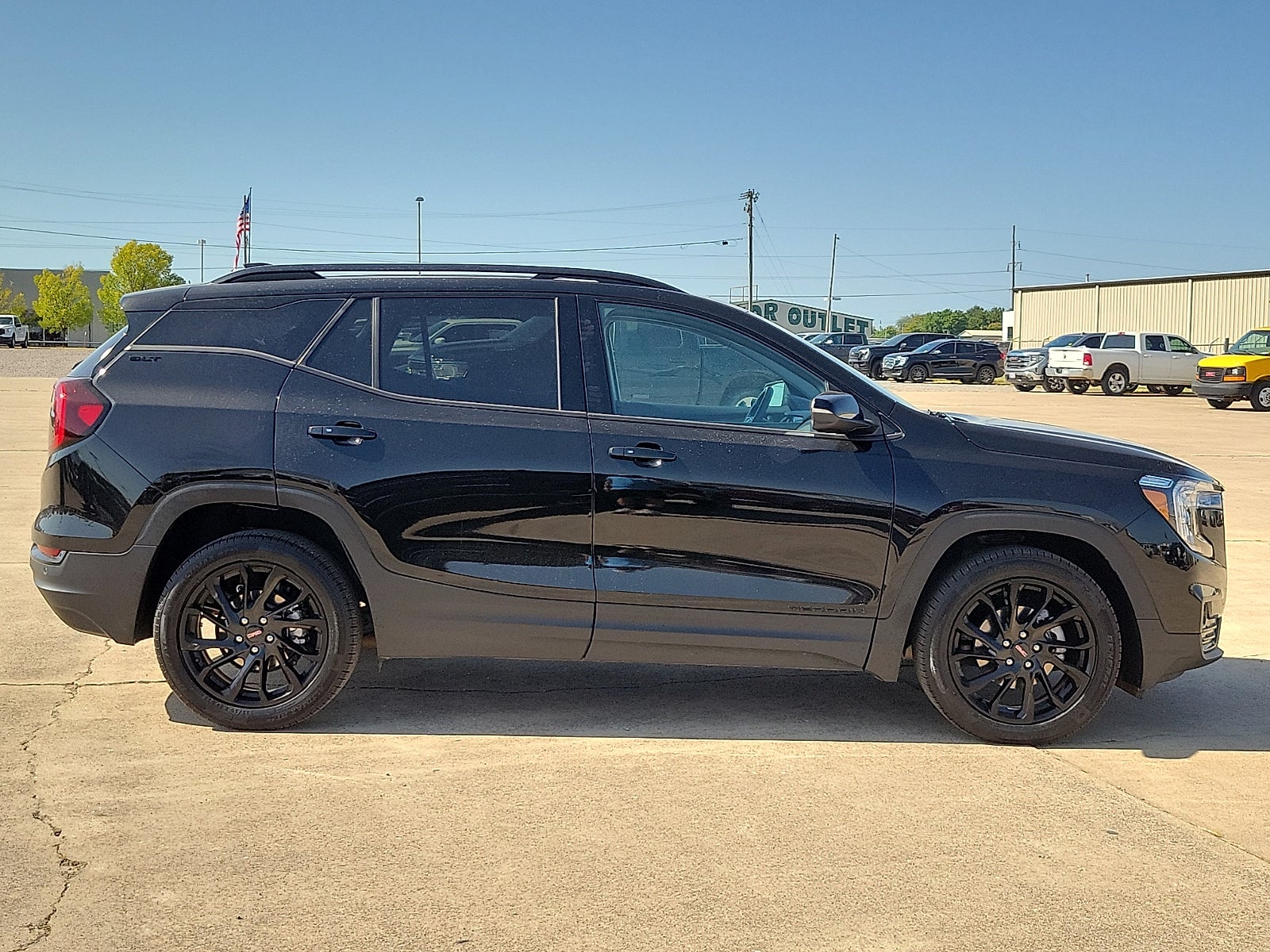 2024 GMC Terrain SLT
