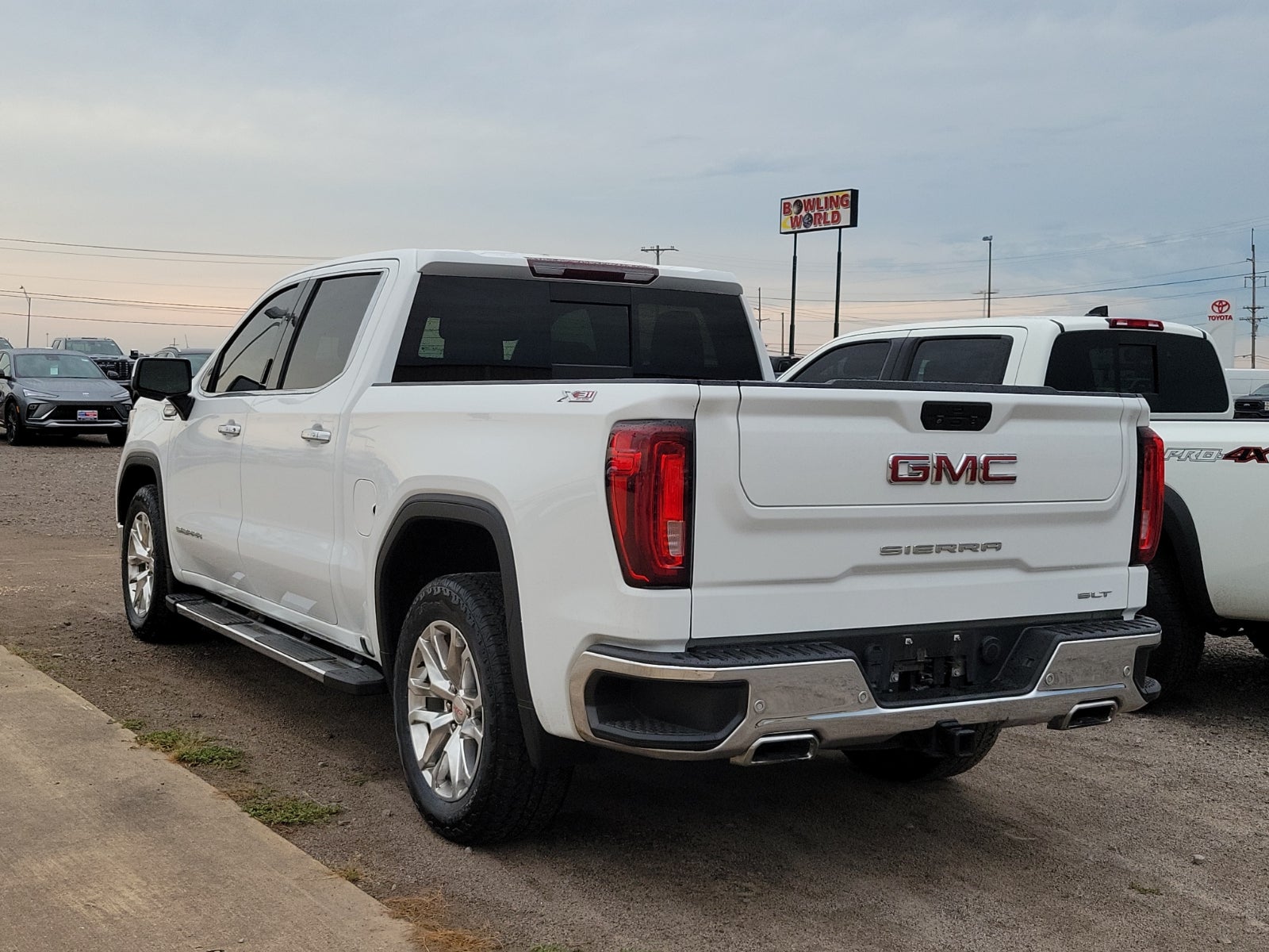 2021 GMC Sierra 1500 SLT