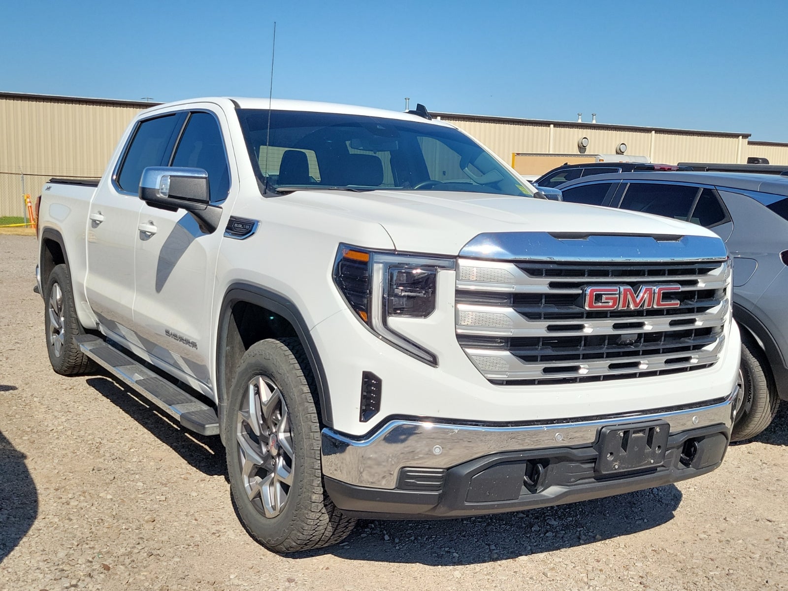 2024 GMC Sierra 1500 SLE