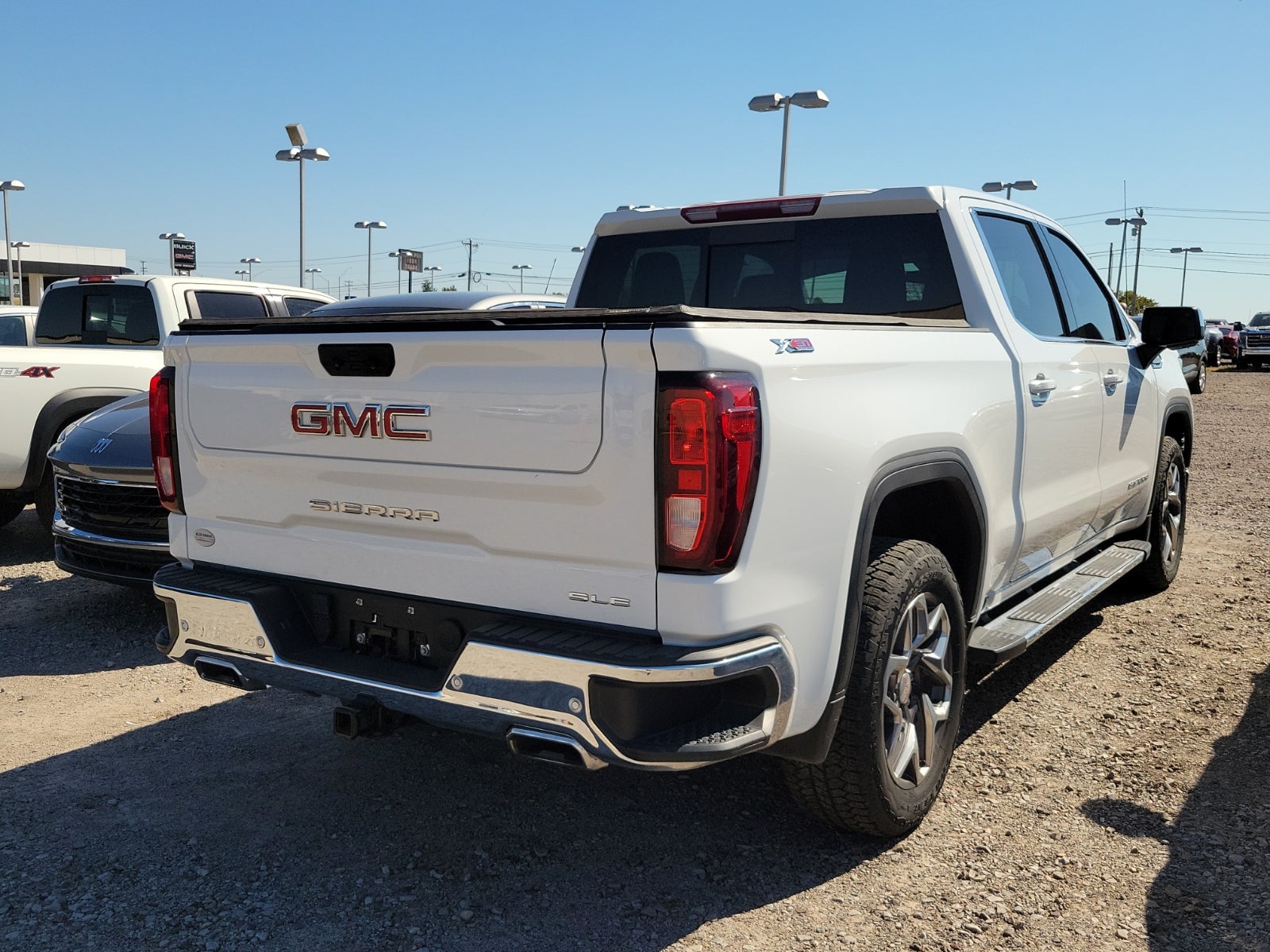 2024 GMC Sierra 1500 SLE