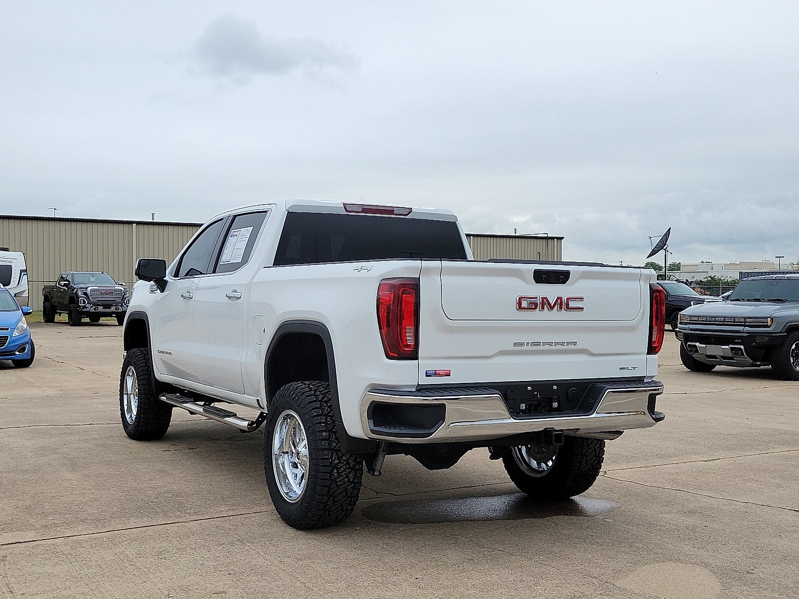 2024 GMC Sierra 1500 SLT