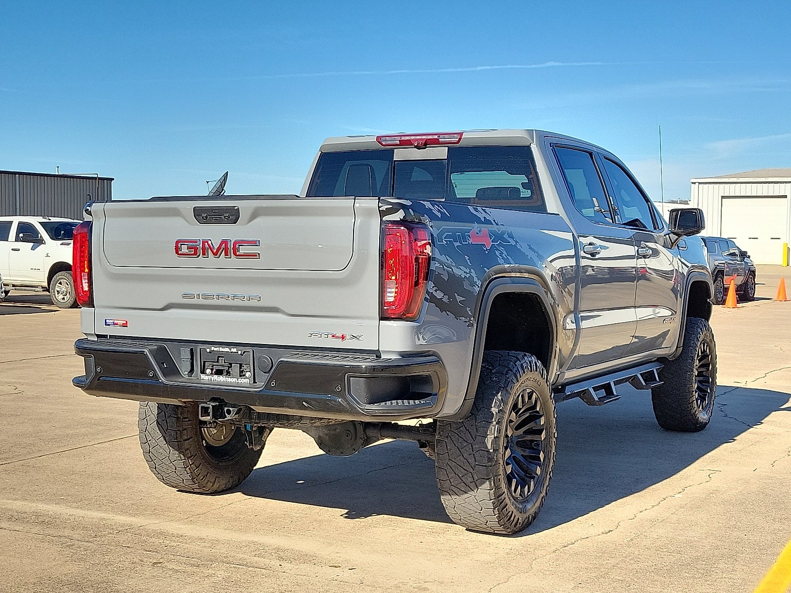 2024 GMC Sierra 1500 AT4X