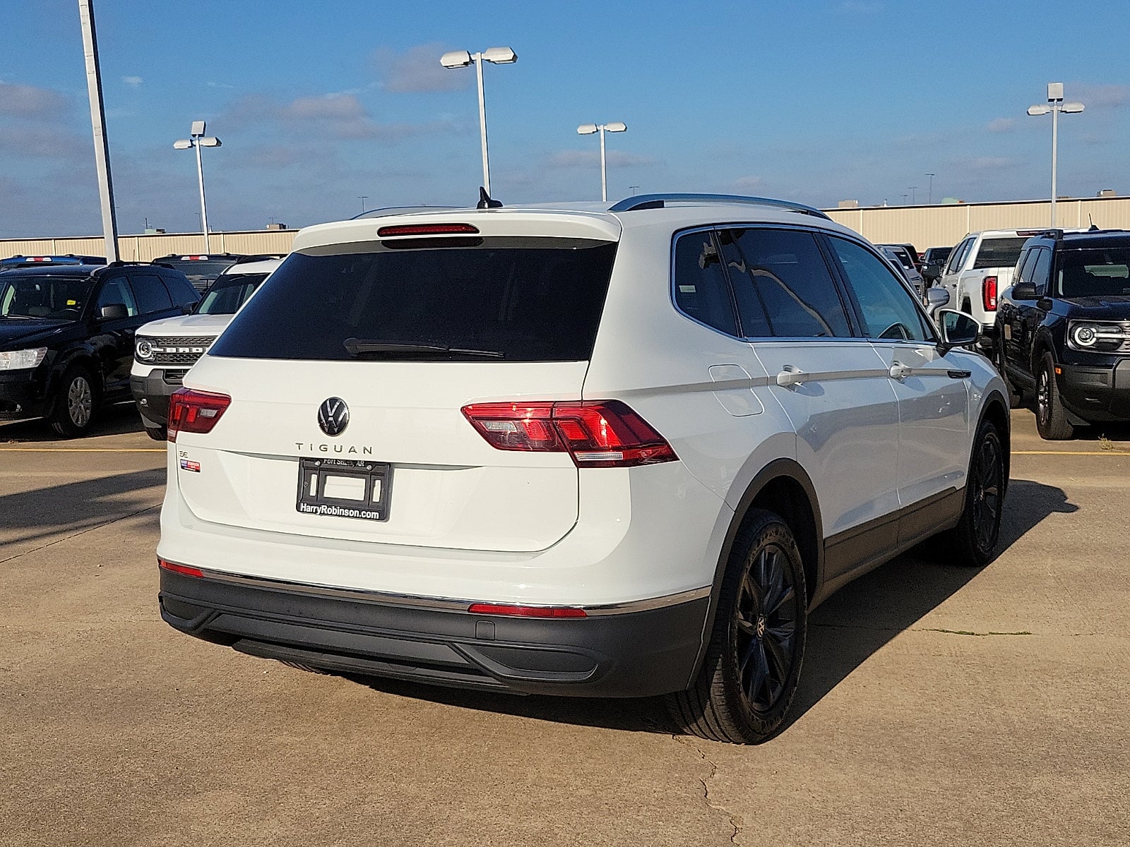 2024 Volkswagen Tiguan SE