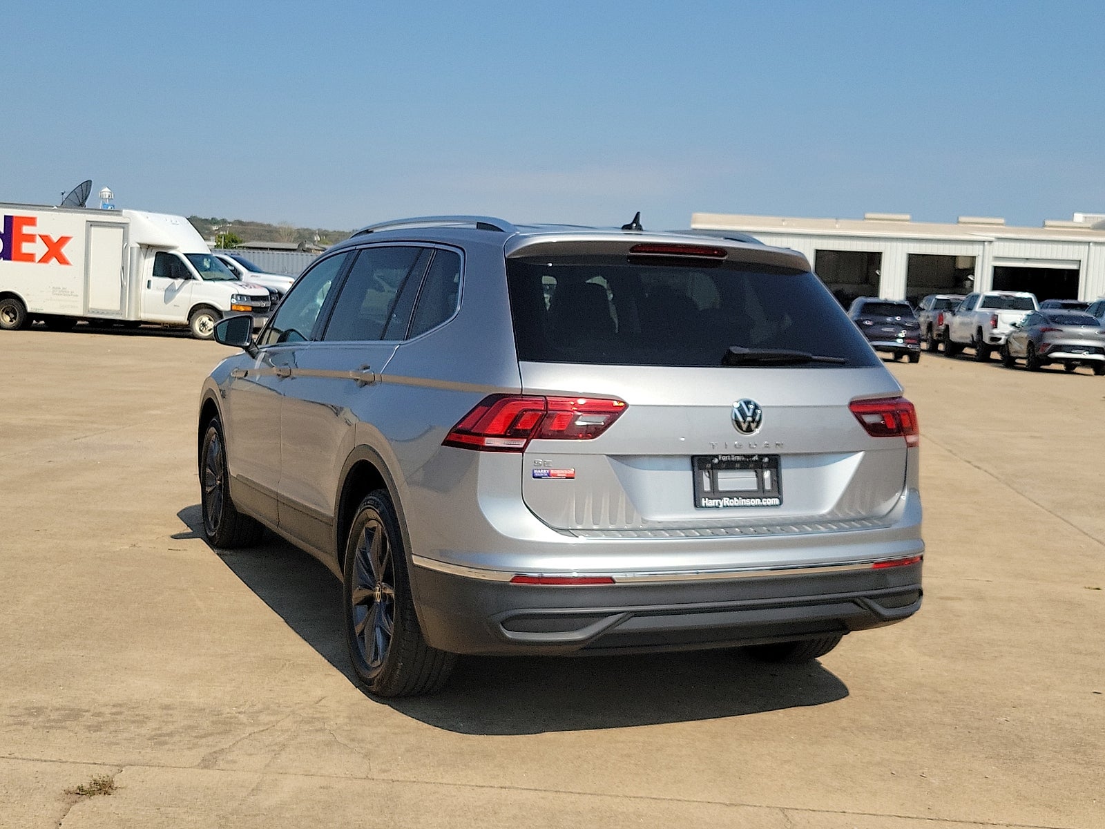 2023 Volkswagen Tiguan 2.0T SE