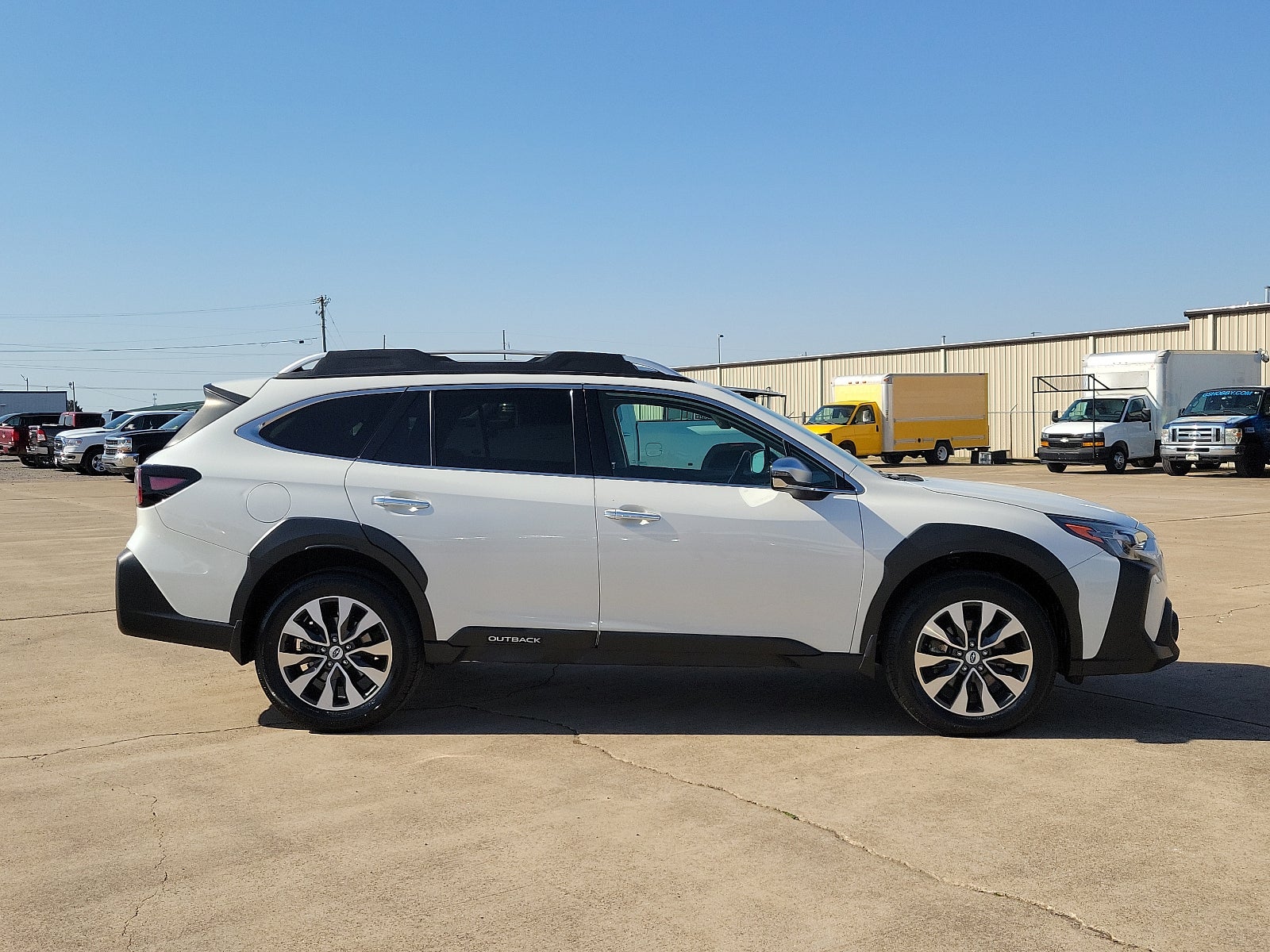 2023 Subaru Outback Touring