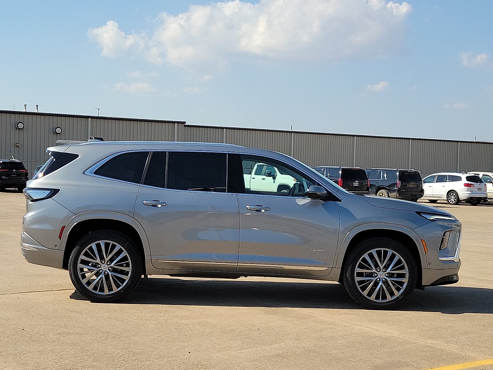 2026 Buick Enclave Avenir