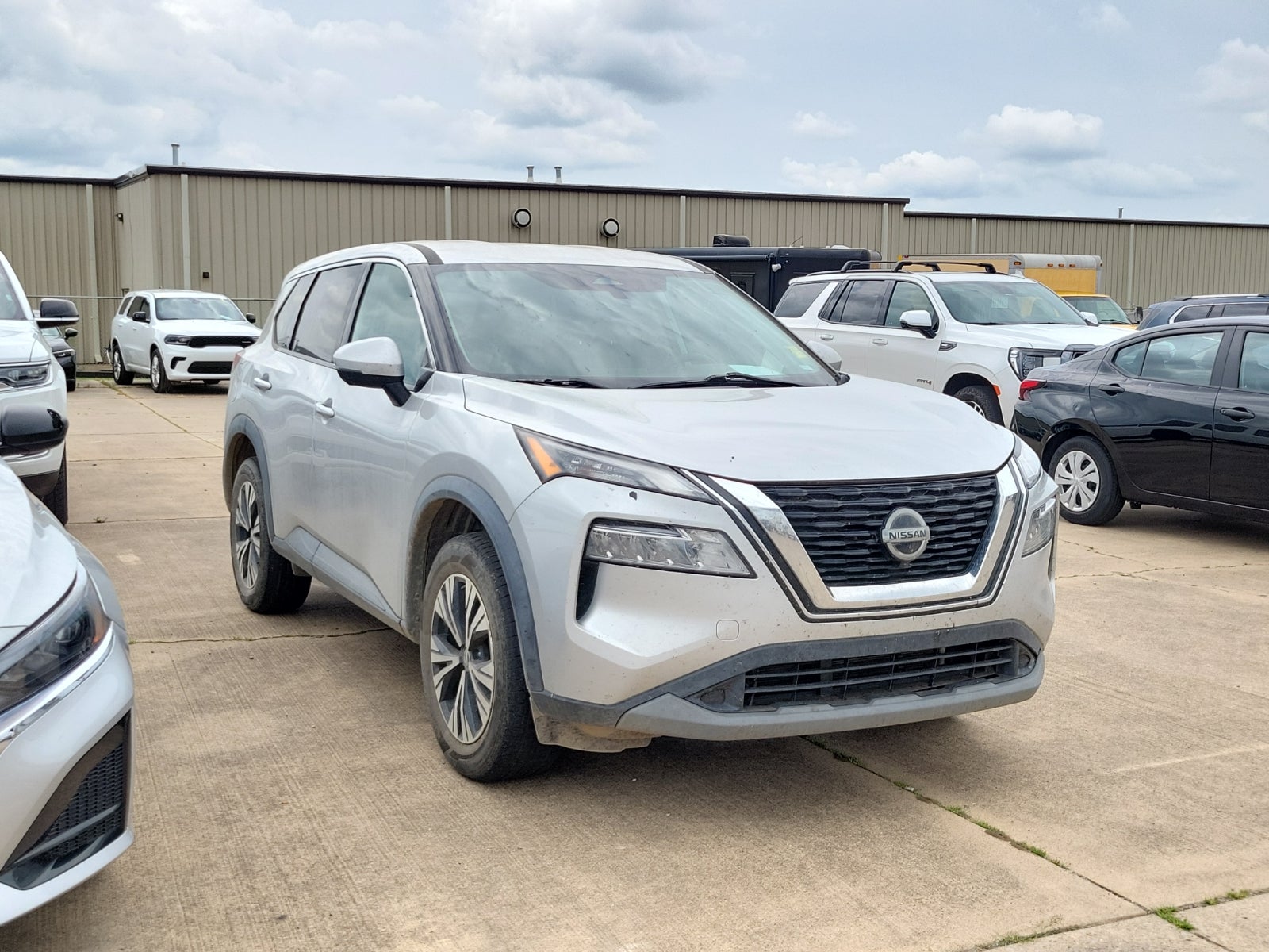 2021 Nissan Rogue SV FWD