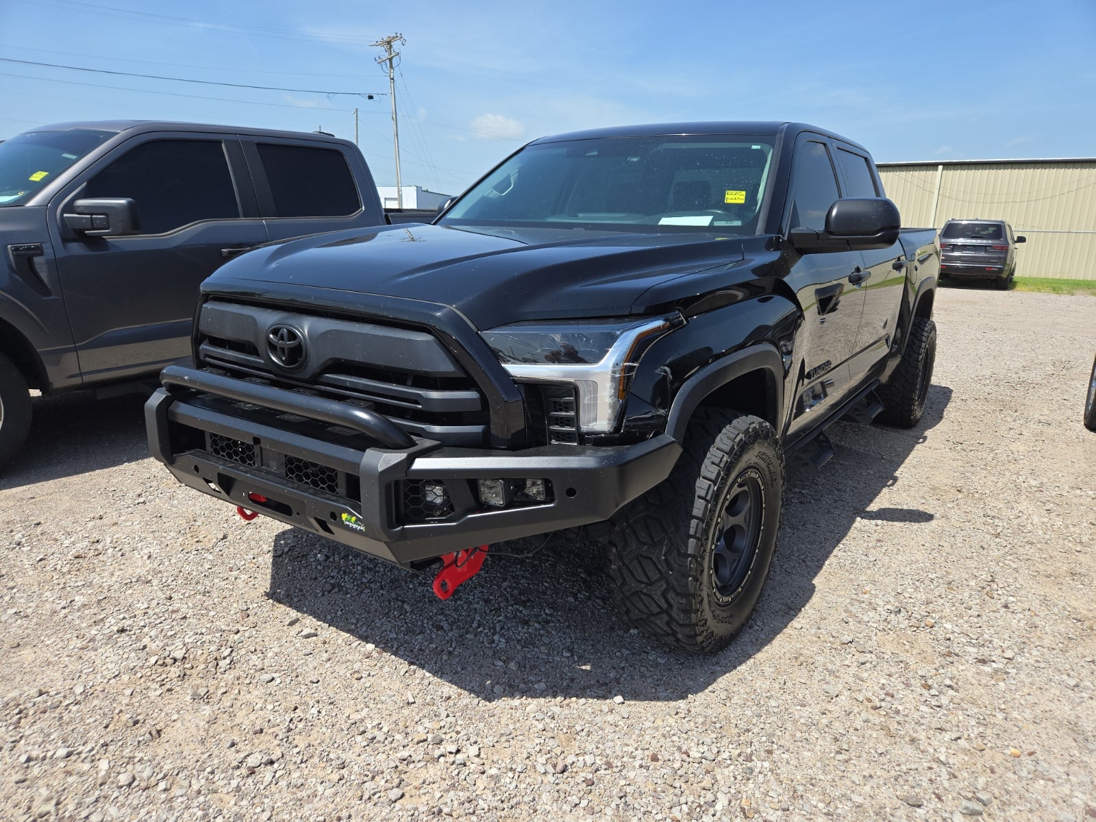 2023 Toyota Tundra 4WD SR5
