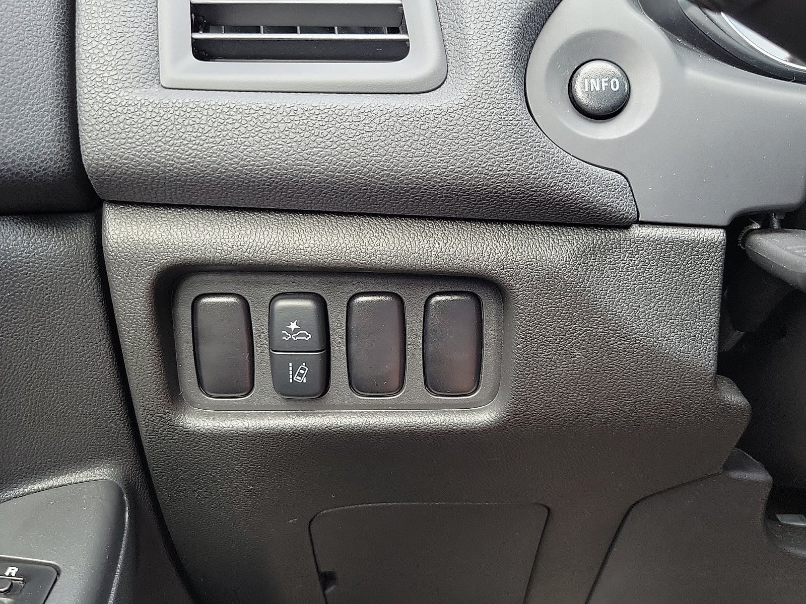 2025 Mitsubishi Outlander Sport S