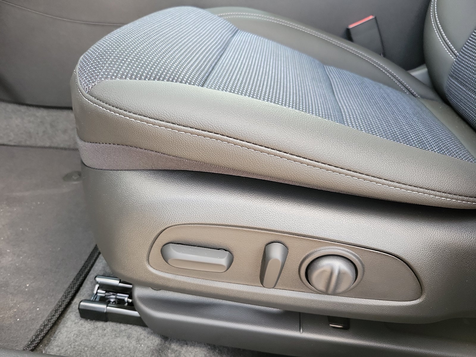 2026 Buick Envista Preferred - Photo 12