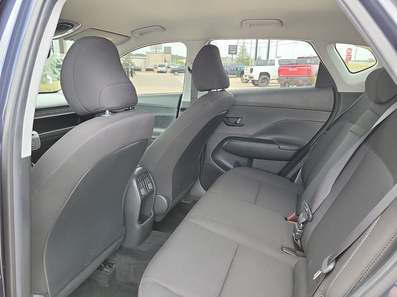 2025 Hyundai Kona SEL Convenience
