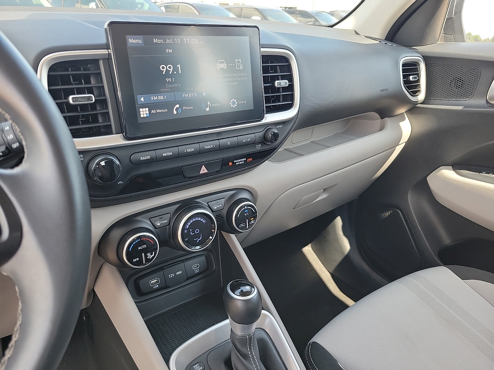 2025 Hyundai Venue SEL