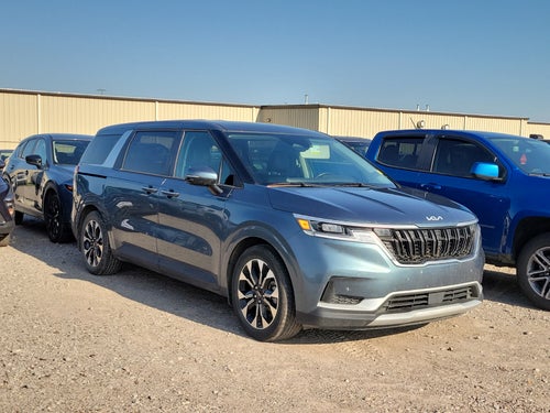 2023 Kia Carnival EX