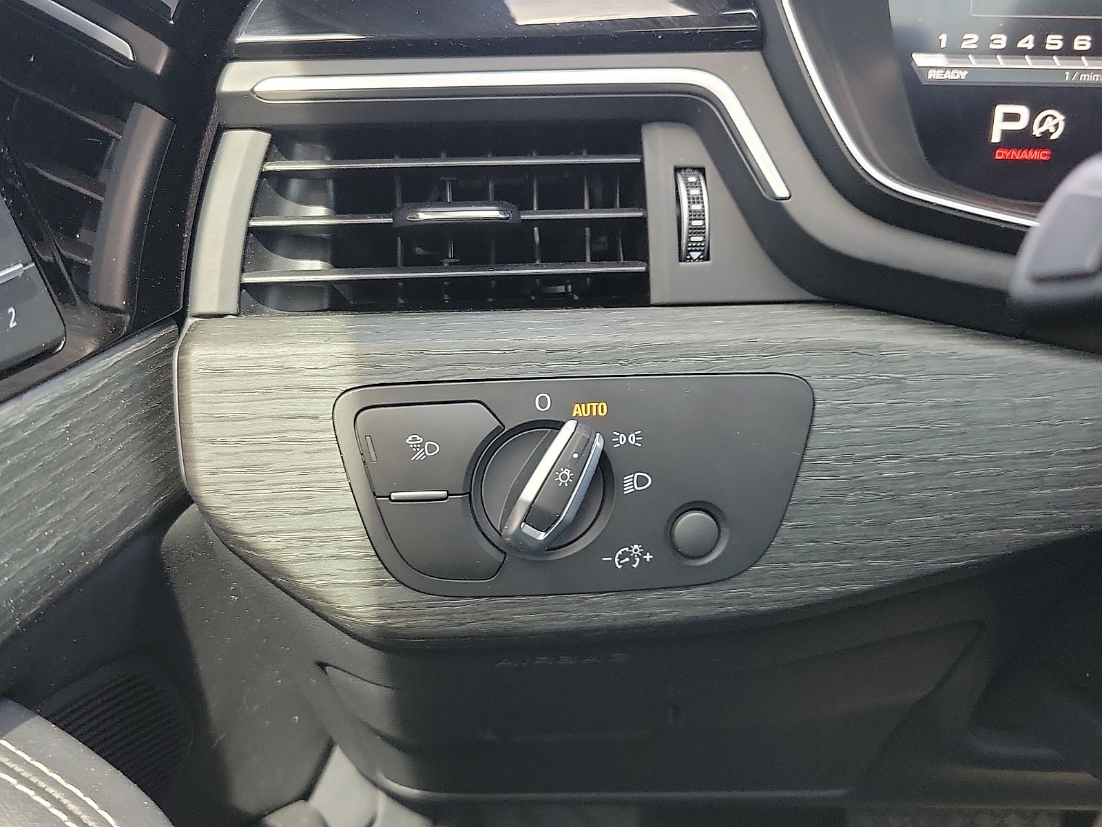 2023 Audi A4 Premium Plus 45 TFSI S line quattro S tronic