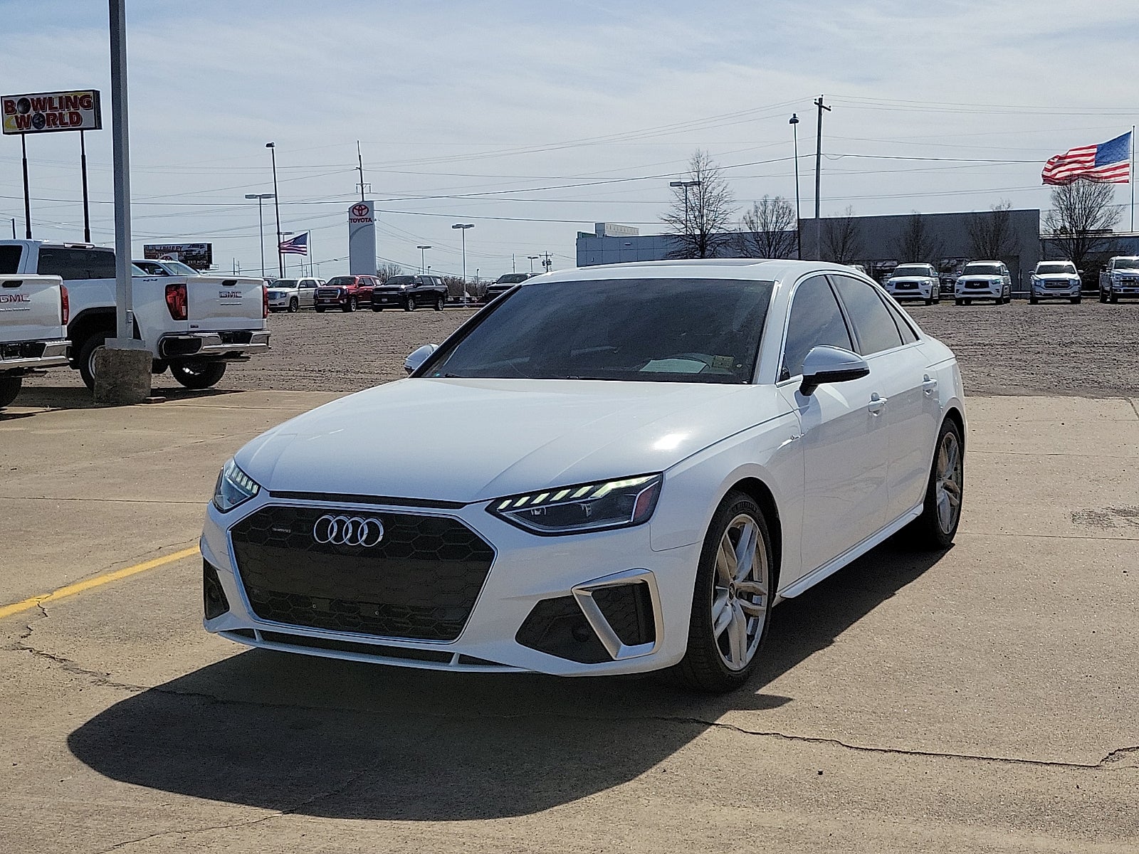 2023 Audi A4 Premium Plus 45 TFSI S line quattro S tronic