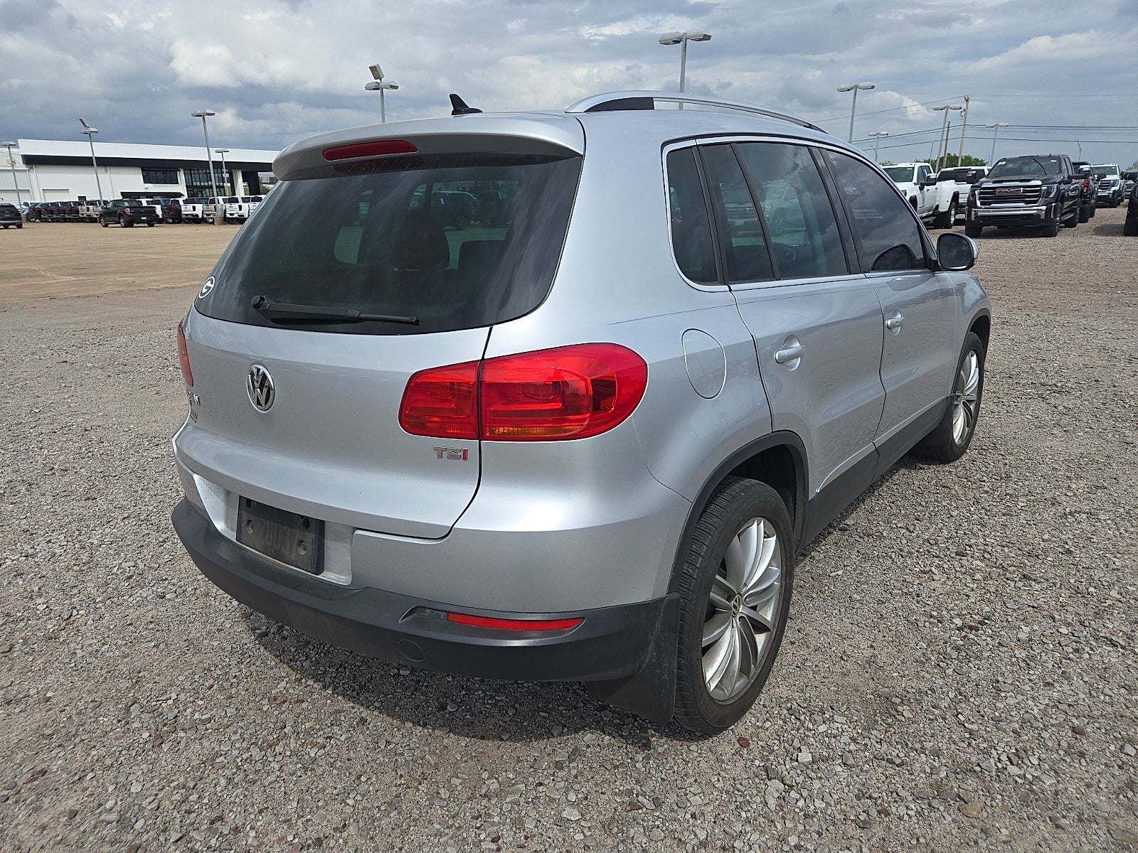 2016 Volkswagen Tiguan SE