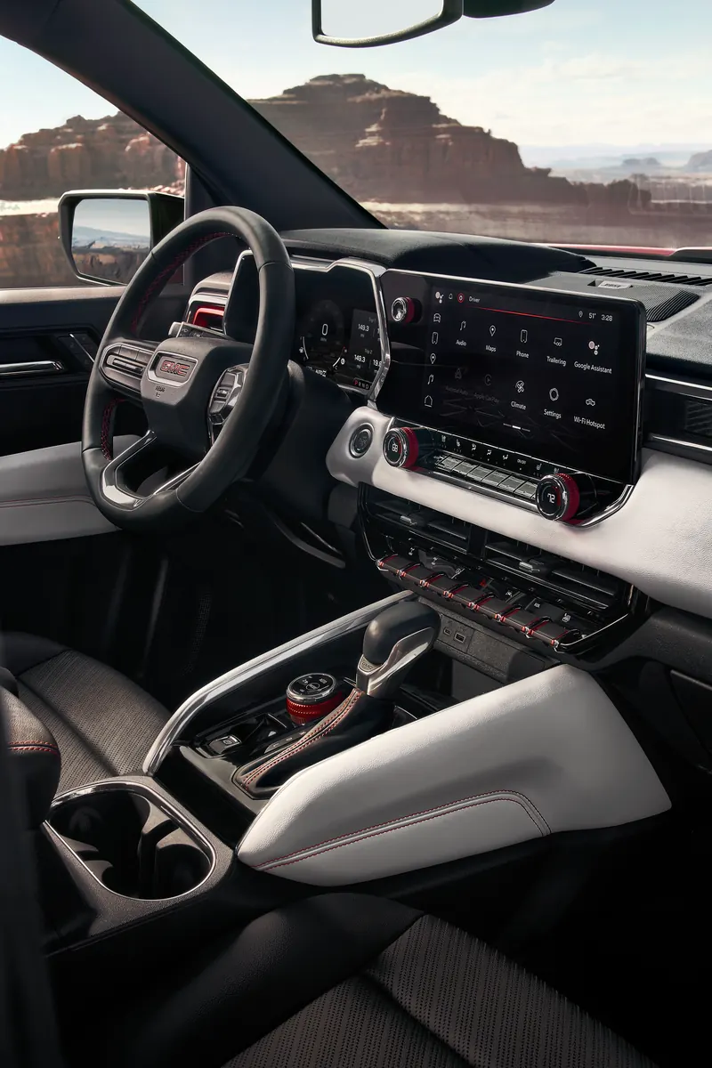 2026 GMC Canyon infotainment system at Harry Robinson Buick GMC in Fort Smith AR